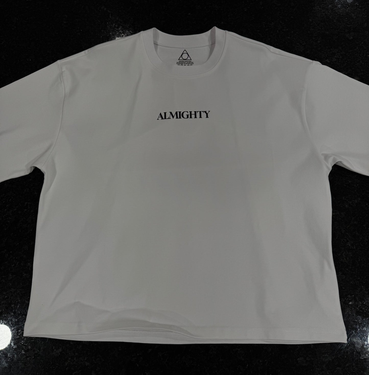 WHITE OVERSIZE BOXFIT T-SHIRT